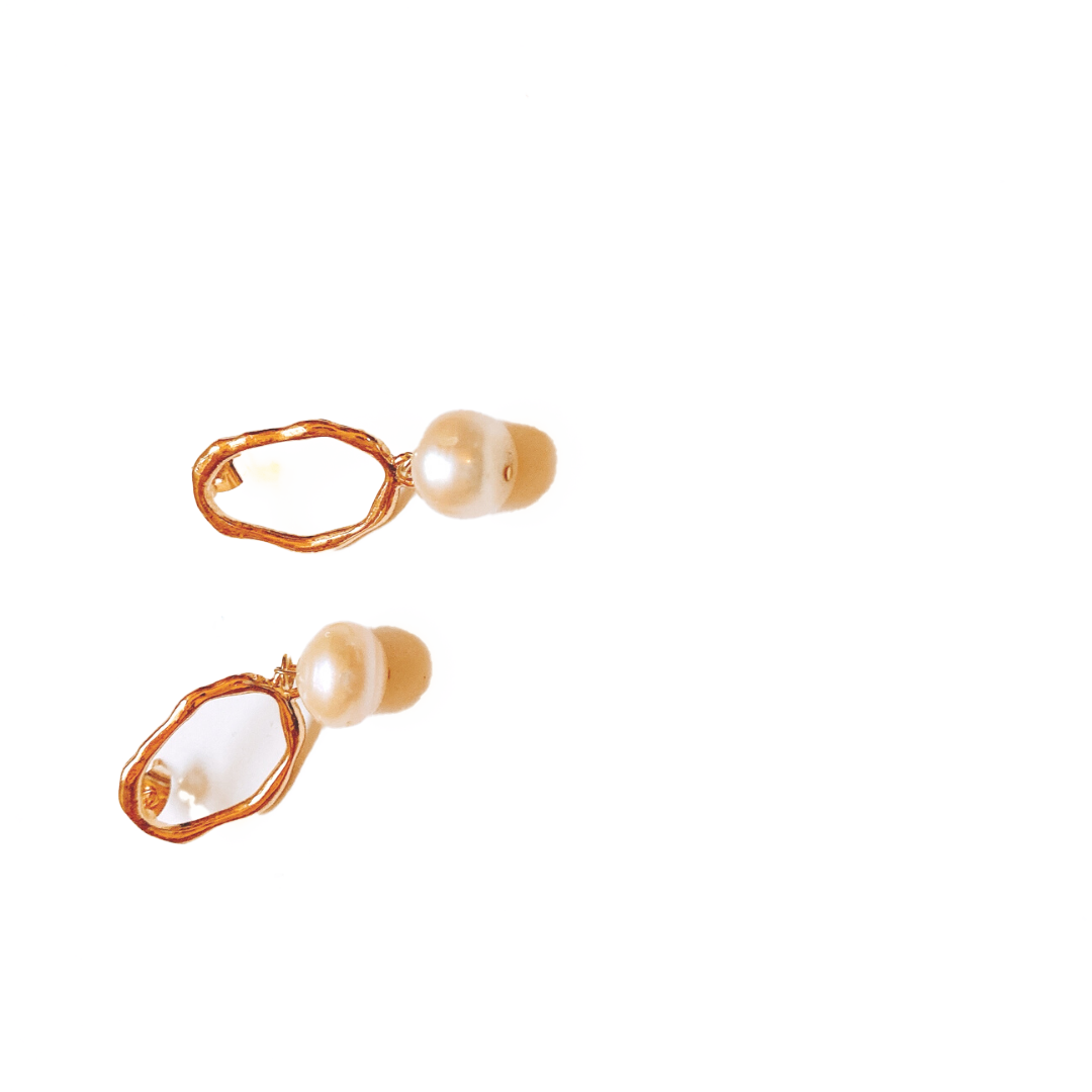 Irregular Hoop with big freshwater natural pink pearl earring, pearl earring by Hikaru Pearl