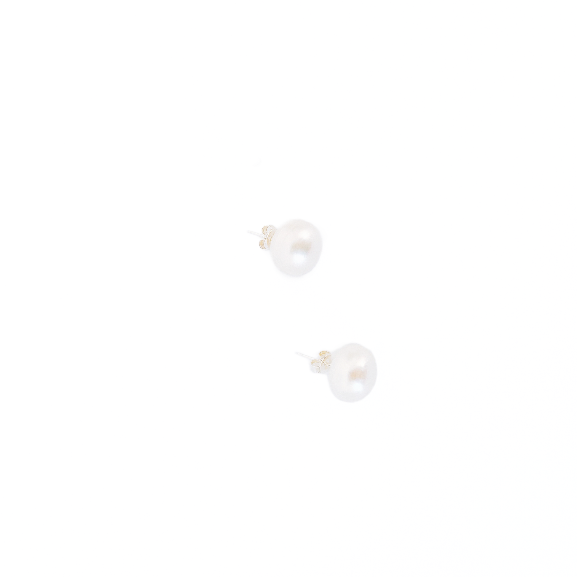 Simple pearl stud white, silver925 or 14k gold filled by Hikaru Pearl