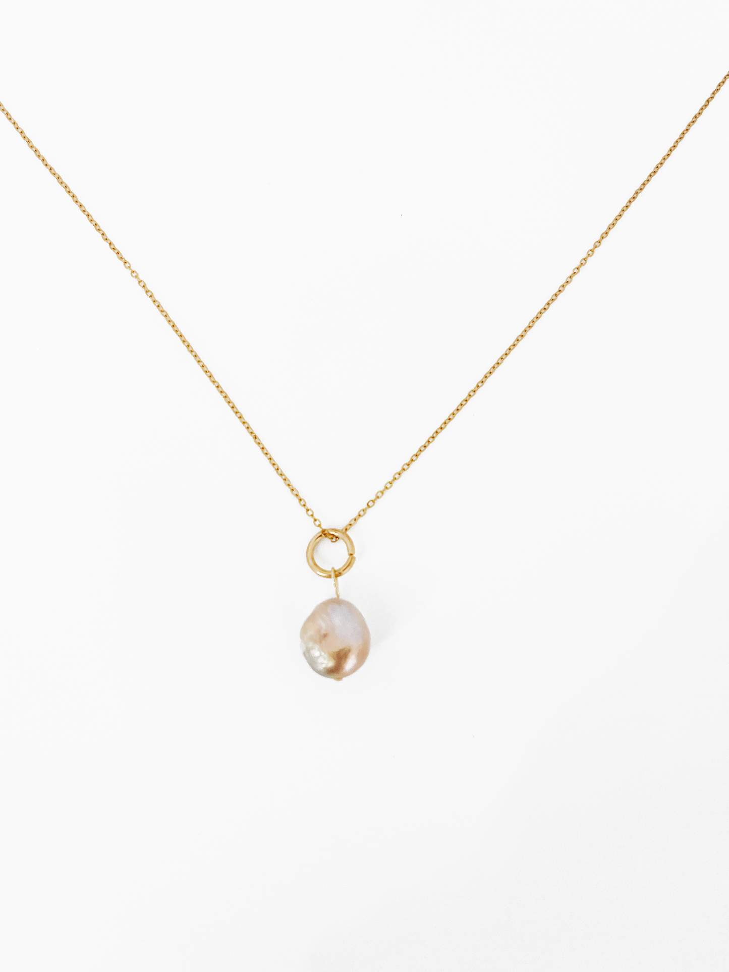 Purple pearl necklace by Hikaru Pearl