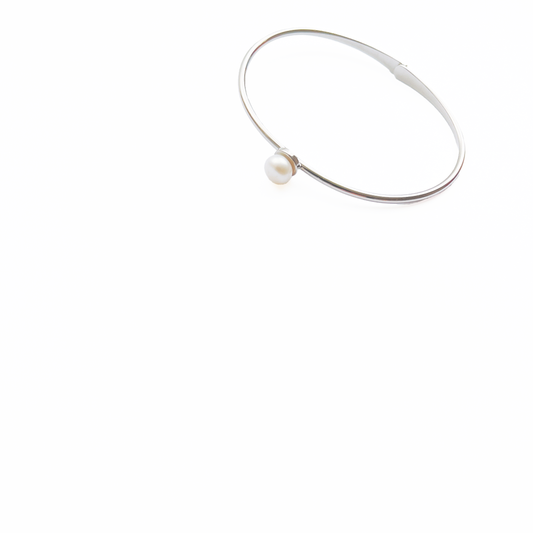 Simple minimalistic bracelet silver by Hikaru Pearl