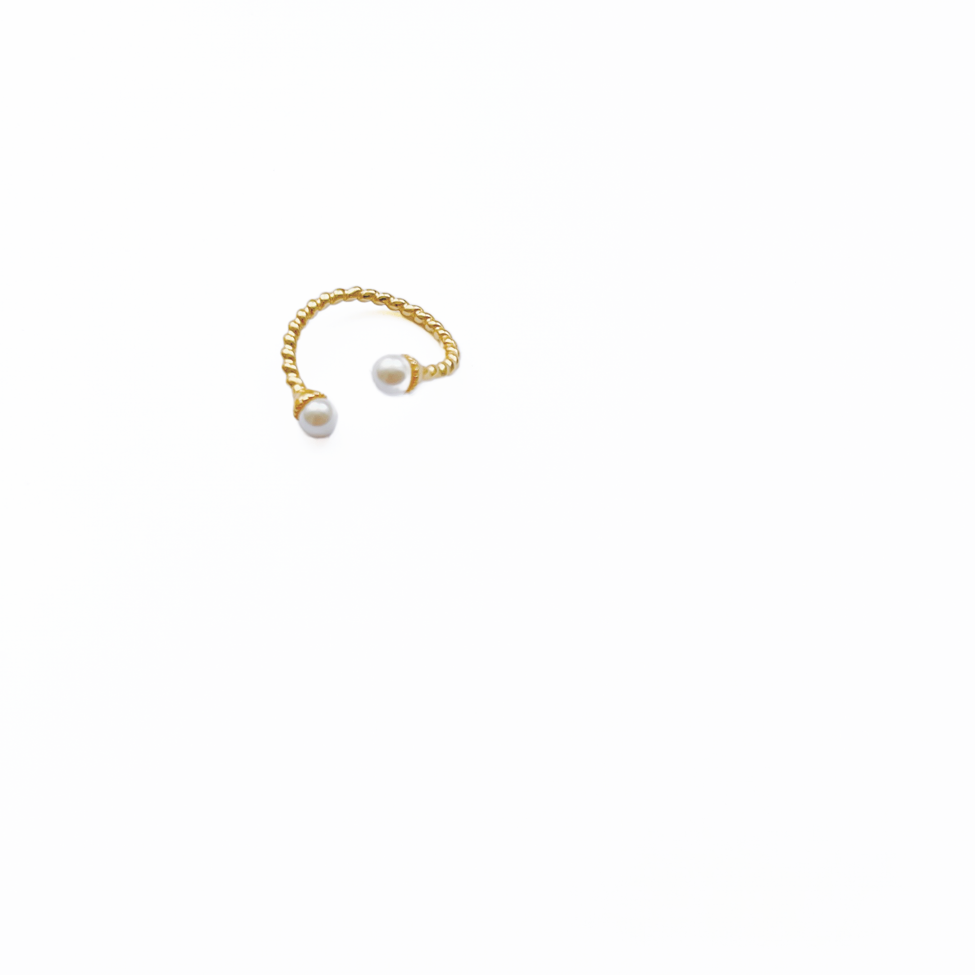 Simply golden twisted ring with pearls or without pearl by Hikaru Pearl