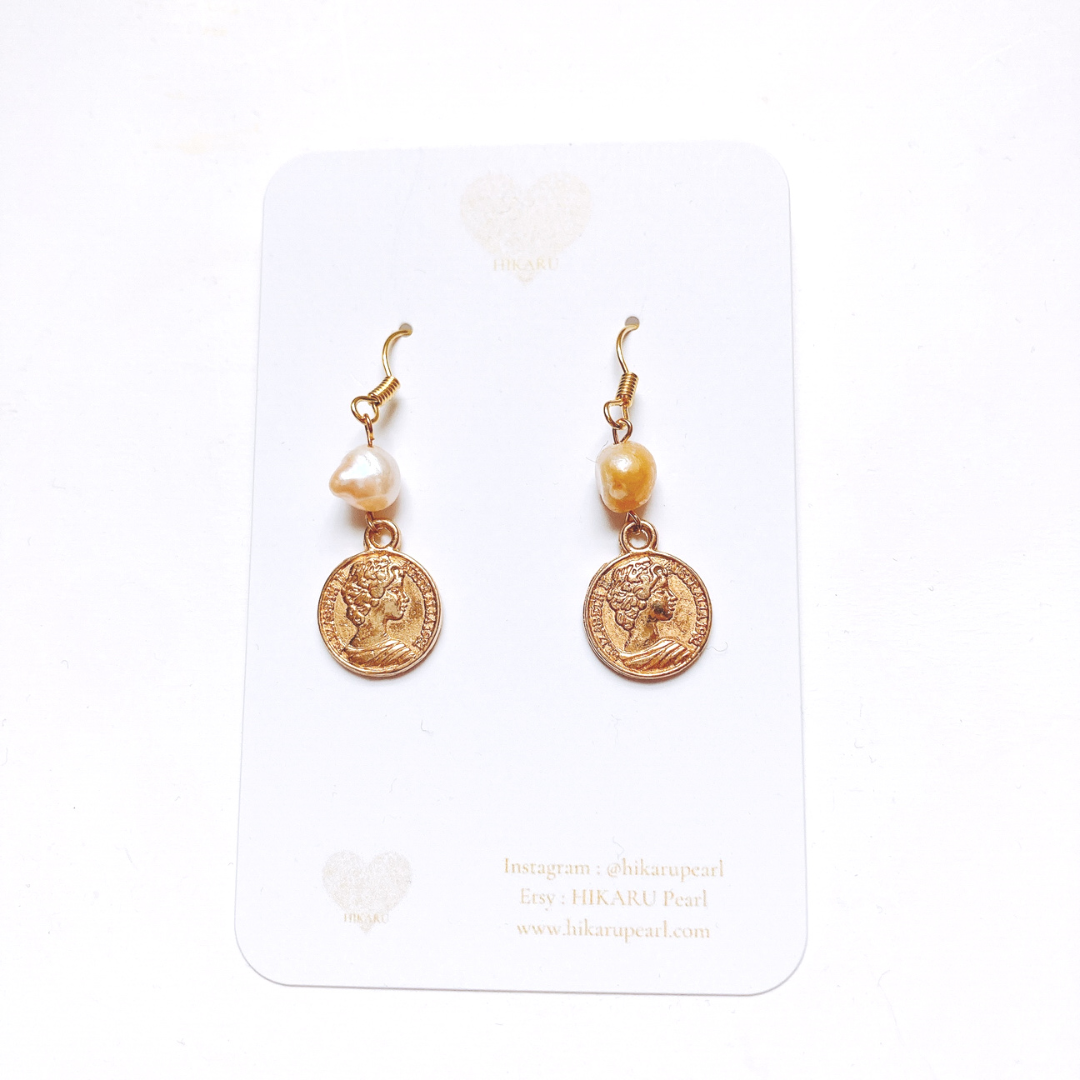 Antique Coin Print Pearls Earring by Hikaru Pearl