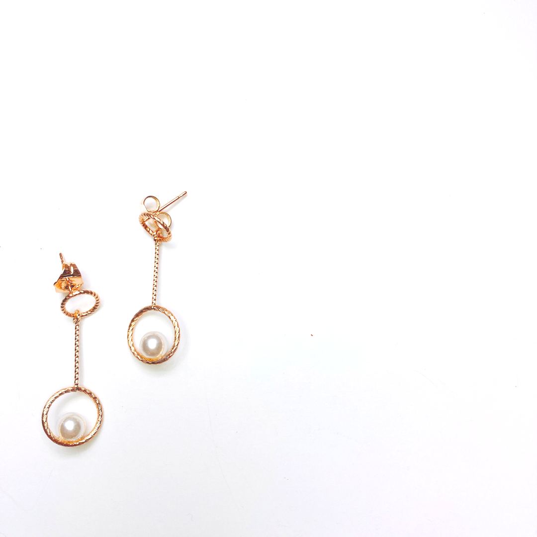 Earring of two circle golden plated with pearl, pearl earrings by Hikaru Pearl