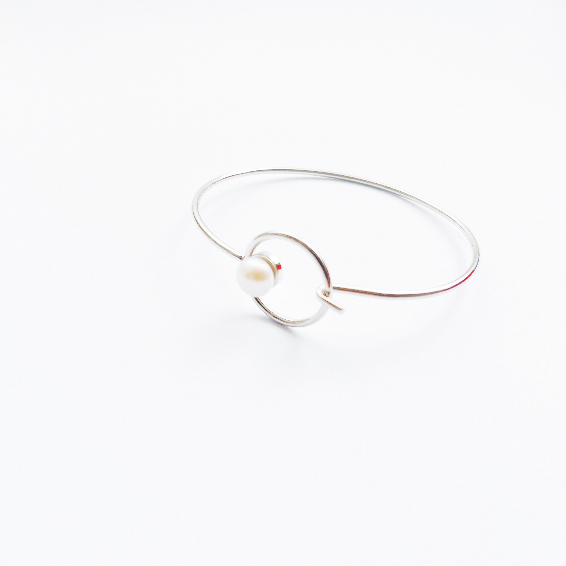 Silver Round Circle Bracelet, Bracelets for Women by Hikaru Pearl